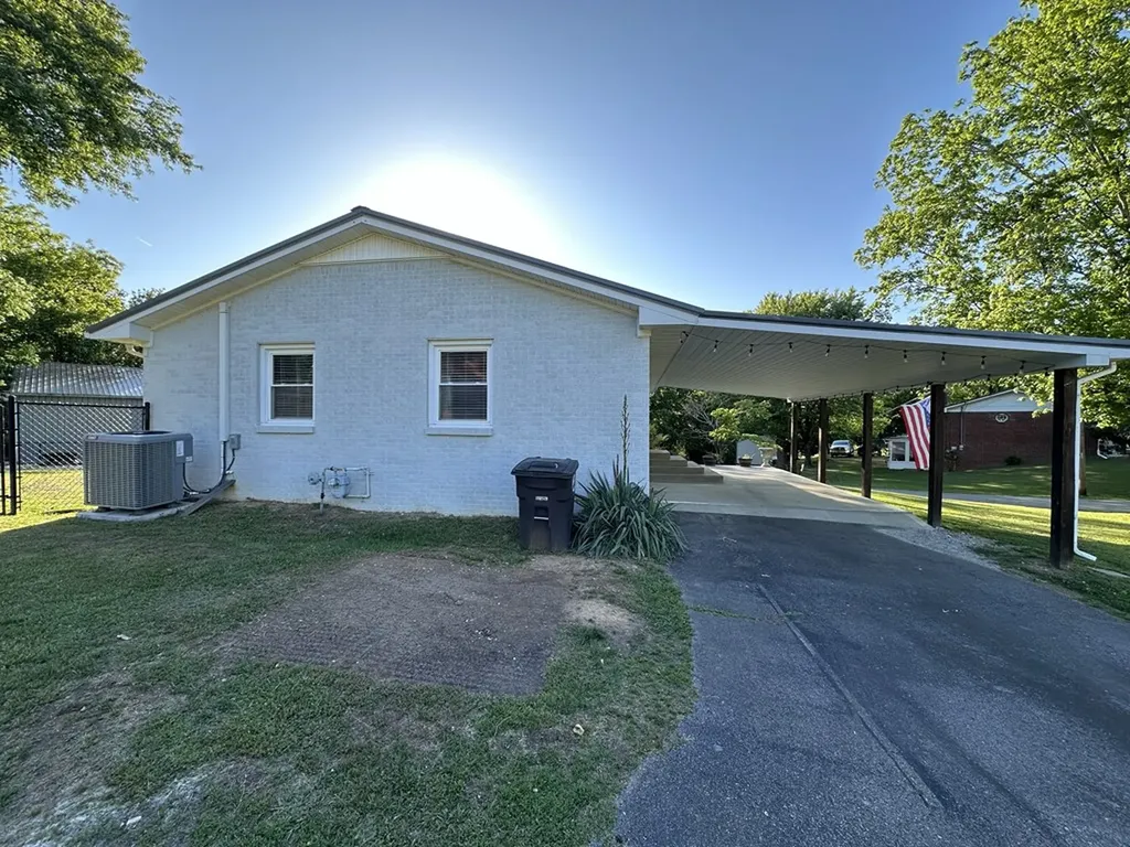 175 Epperson Avenue Cookeville TN 38506
