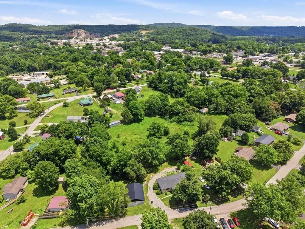 198 Epperson Avenue Cookeville TN 38506