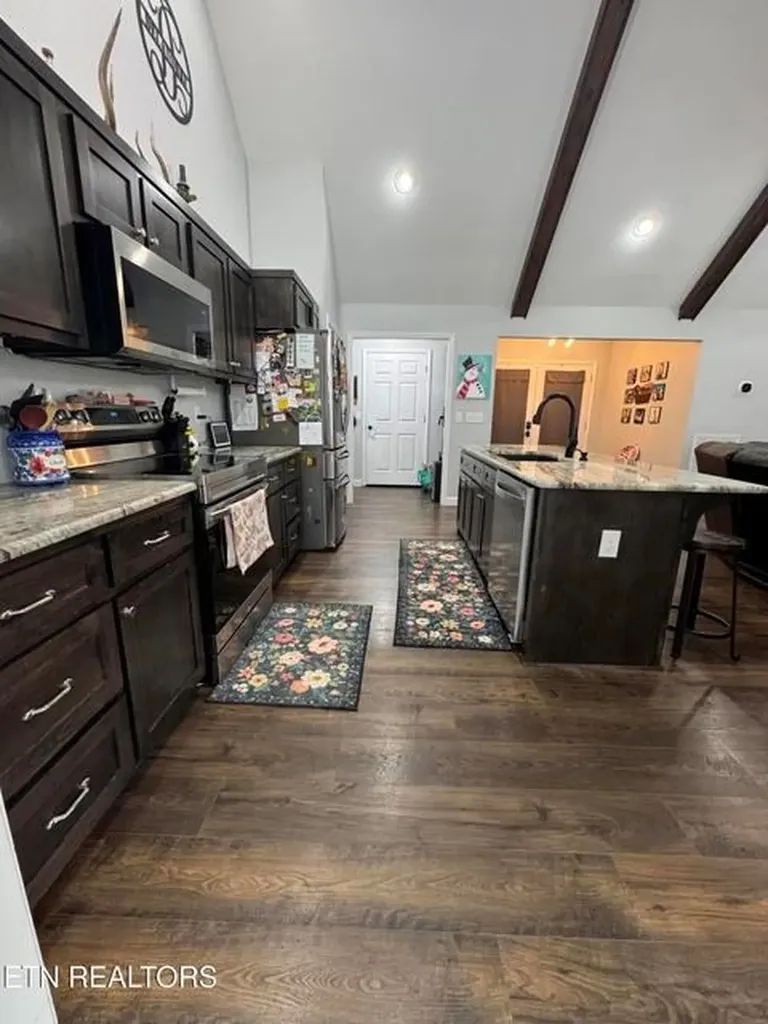 841 Spearhead Circle Clarkrange TN 38553-5054