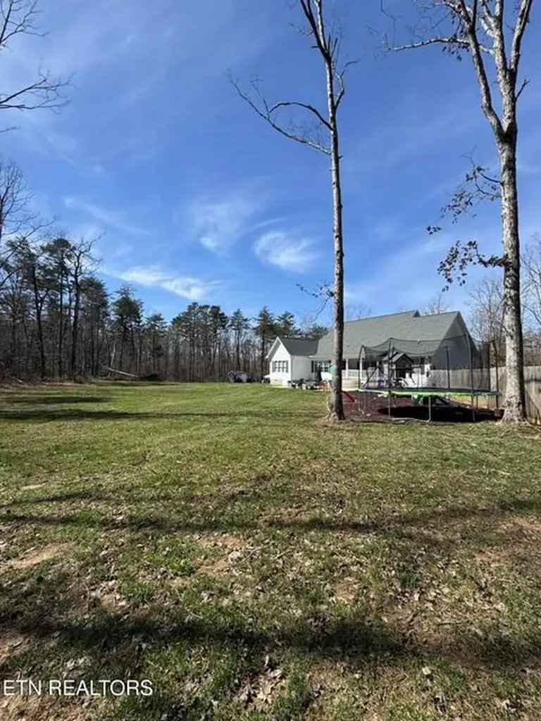 841 Spearhead Circle Clarkrange TN 38553-5054