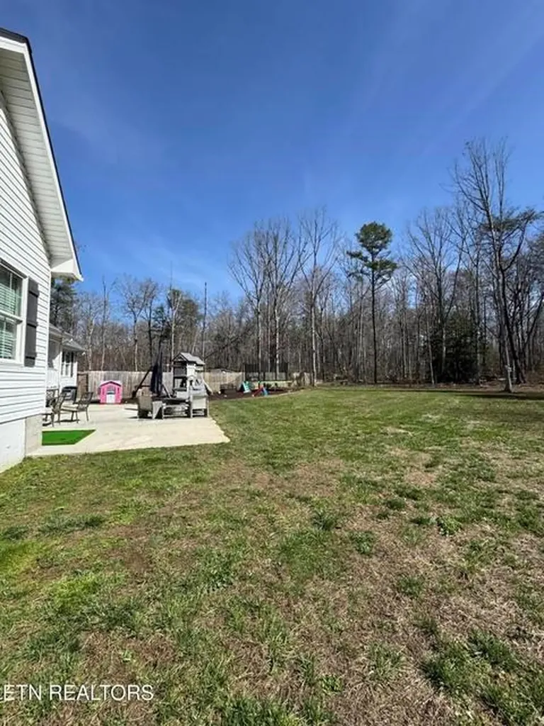 841 Spearhead Circle Clarkrange TN 38553-5054
