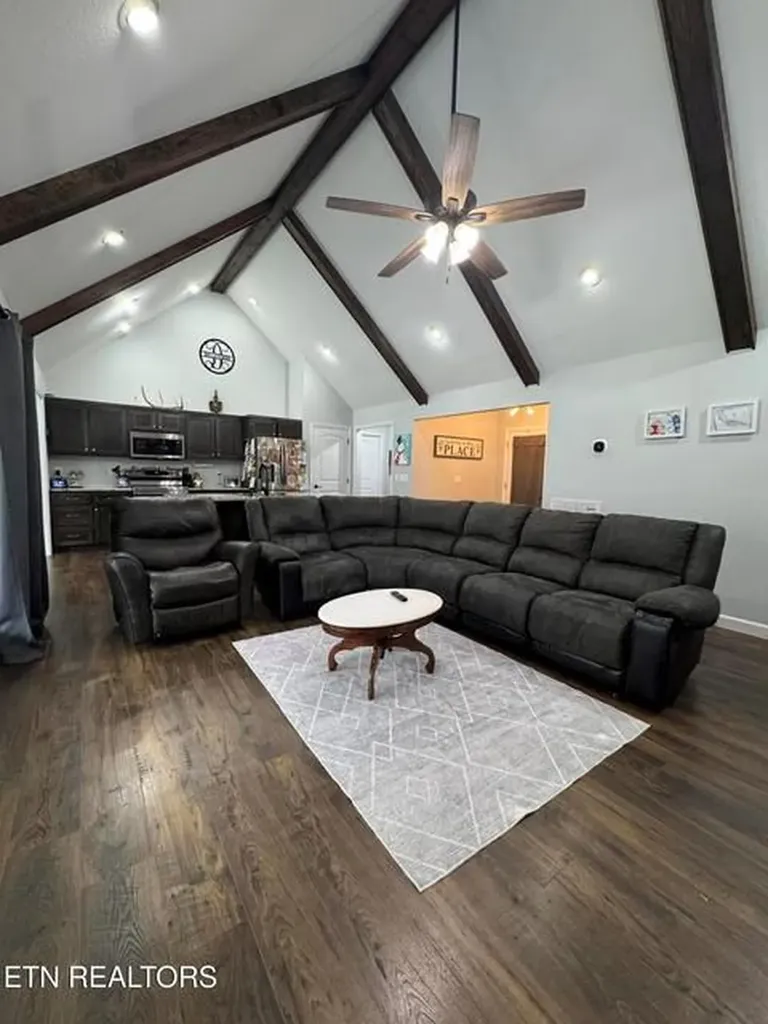 841 Spearhead Circle Clarkrange TN 38553-5054