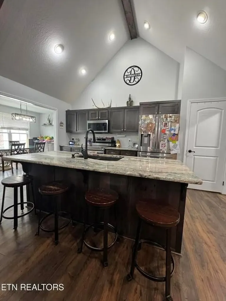 841 Spearhead Circle Clarkrange TN 38553-5054
