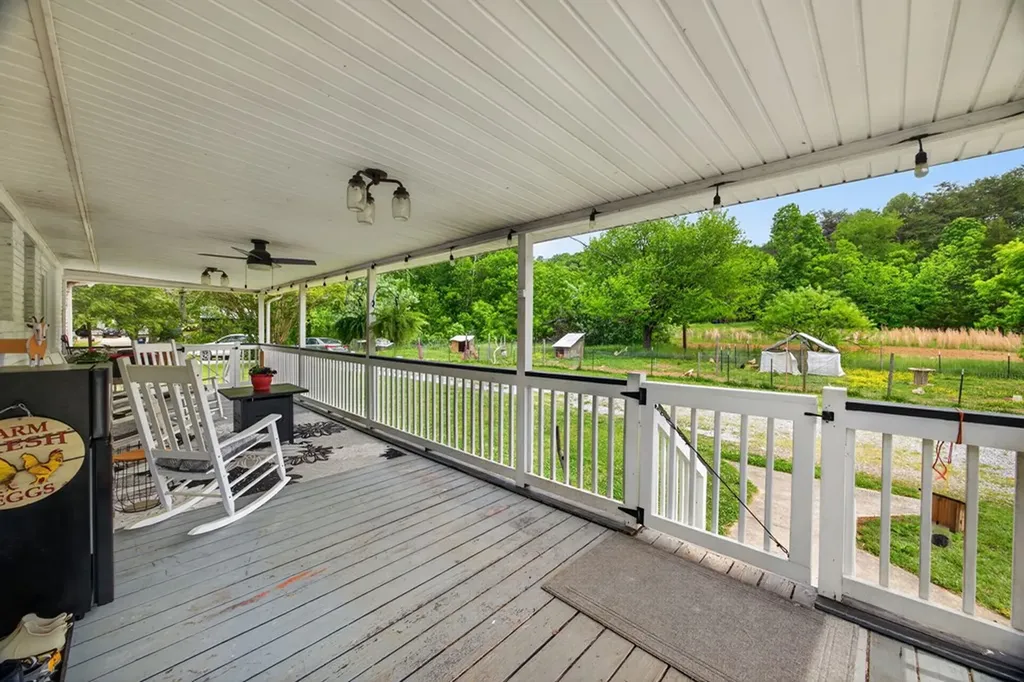 14910 Old State Highway 28 Pikeville TN 37367