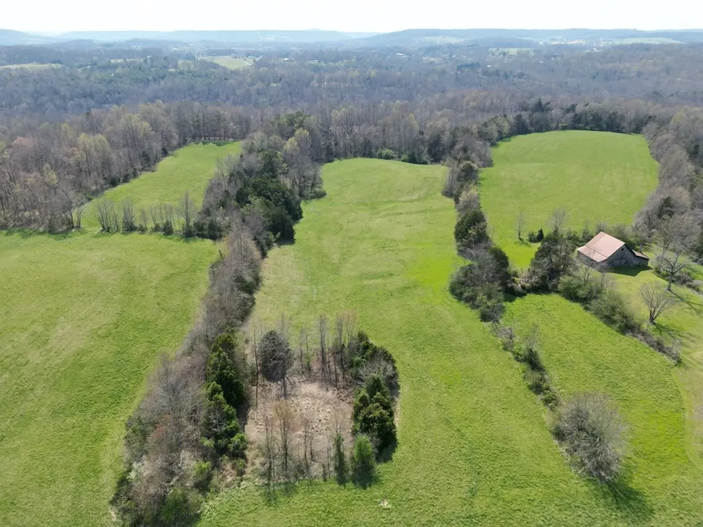 335 Nelson Cemetery Road Monroe TN 38573