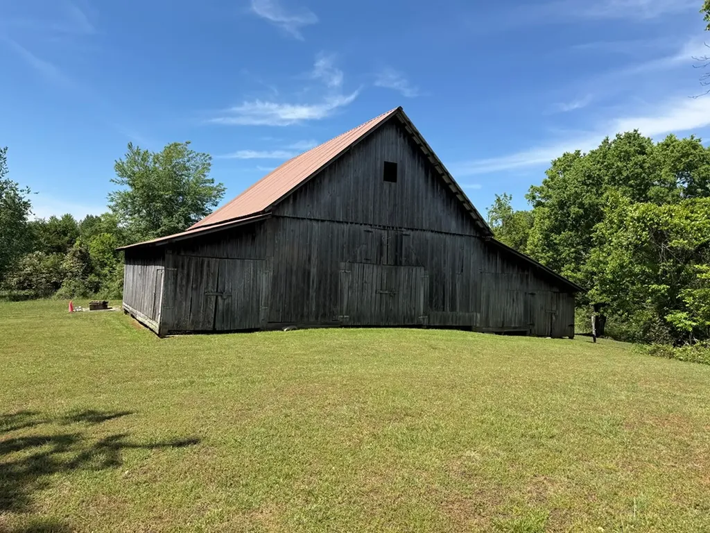 335 Nelson Cemetery Road Monroe TN 38573