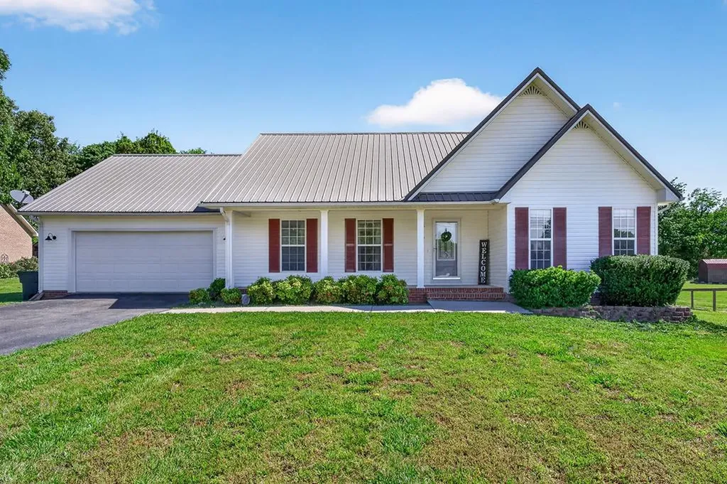 7015 Brittney Circle Baxter TN 38544