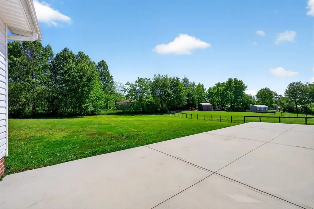 7015 Brittney Circle Baxter TN 38544