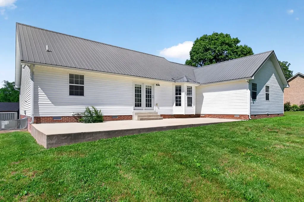 7015 Brittney Circle Baxter TN 38544