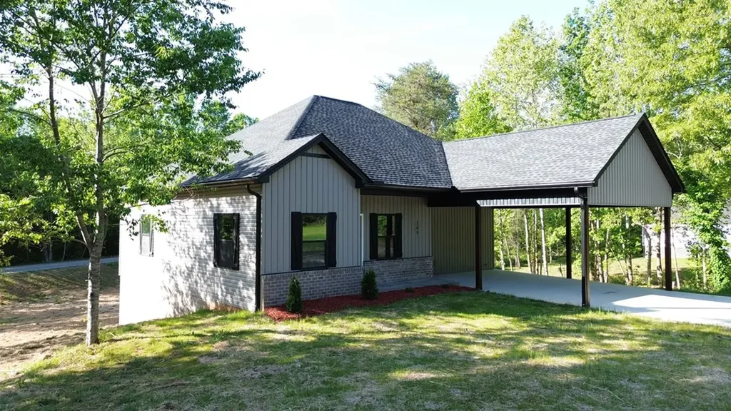 109 Christie Circle Cookeville TN 385011