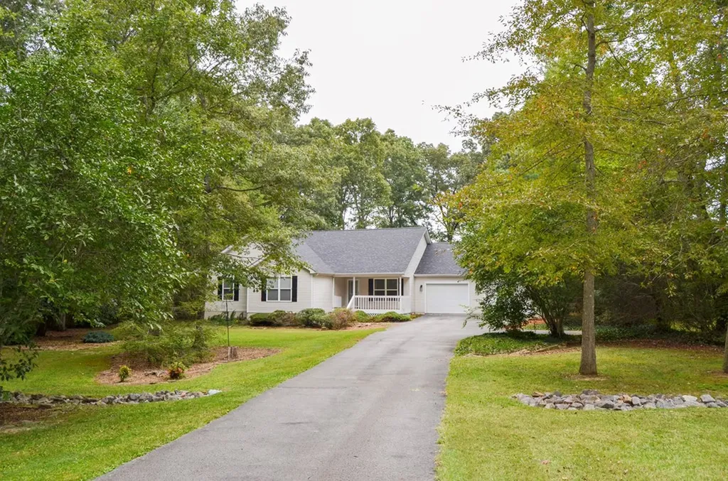 329 Hilltop Drive Crossville TN 38555