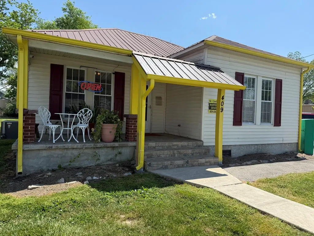 409 Brown Street Celina TN 38551