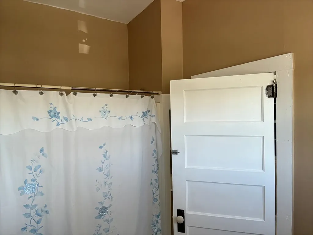 409 Brown Street Celina TN 38551