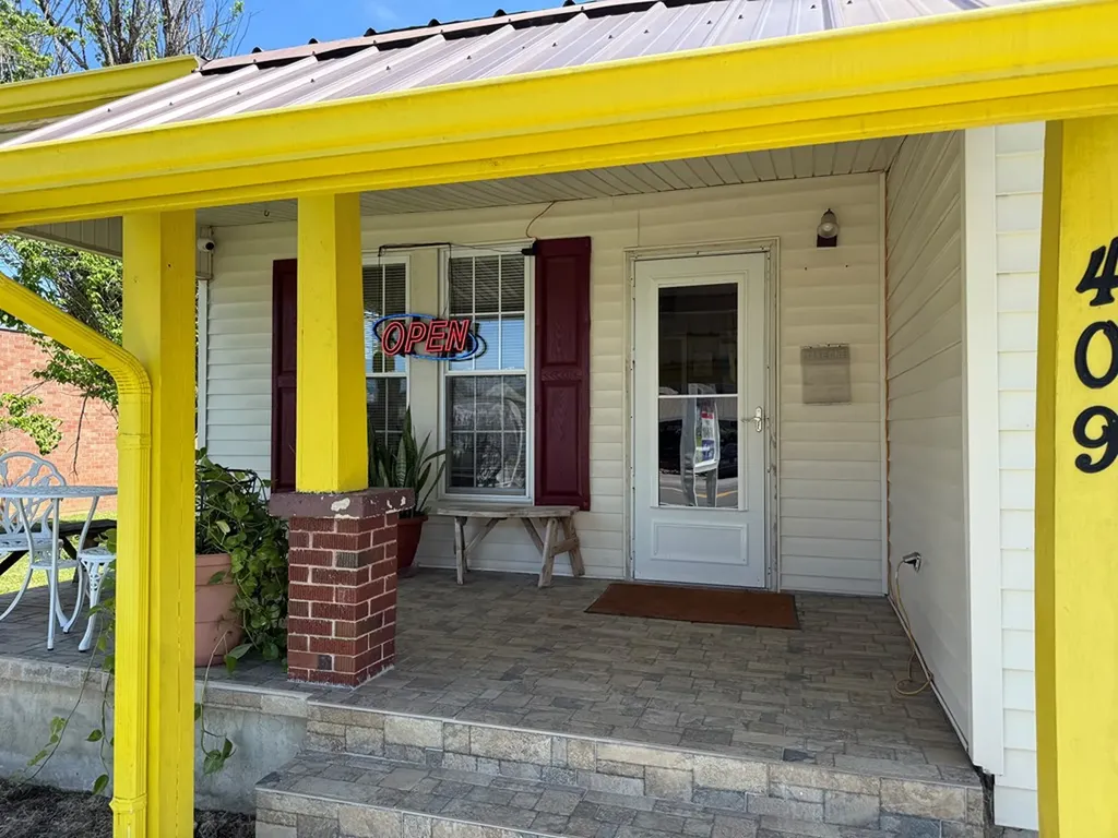 409 Brown Street Celina TN 38551