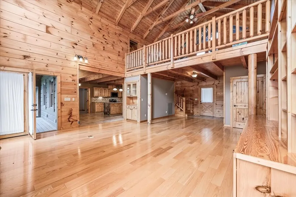 2442 Long Branch Road Spencer TN 38585