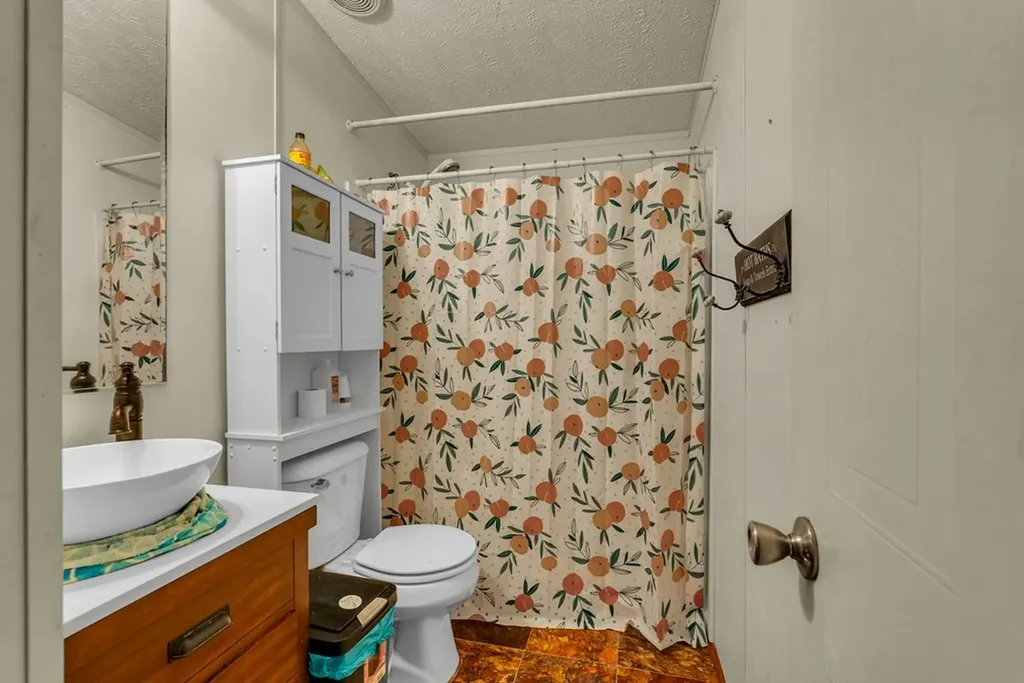 170 Perrigan Lane Sparta TN 38583