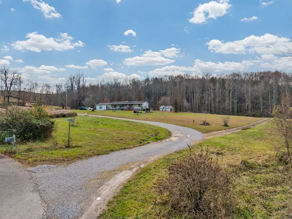 170 Perrigan Lane Sparta TN 38583