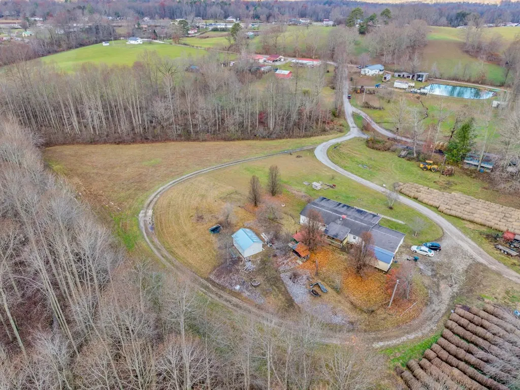 170 Perrigan Lane Sparta TN 38583