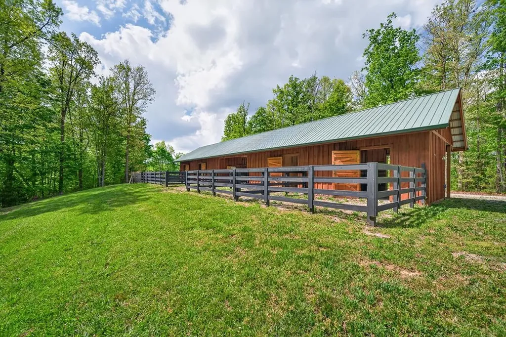 1131 Grandview Way Jamestown TN 38556