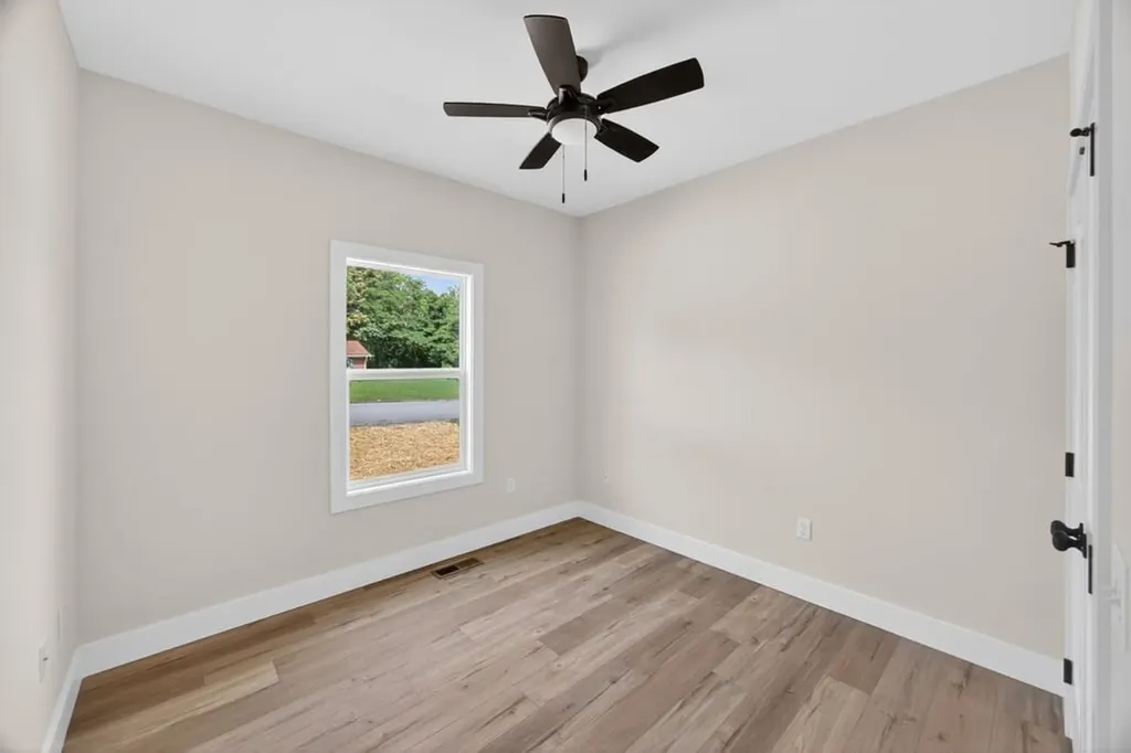 22 Garrett Avenue Cookeville TN 38501