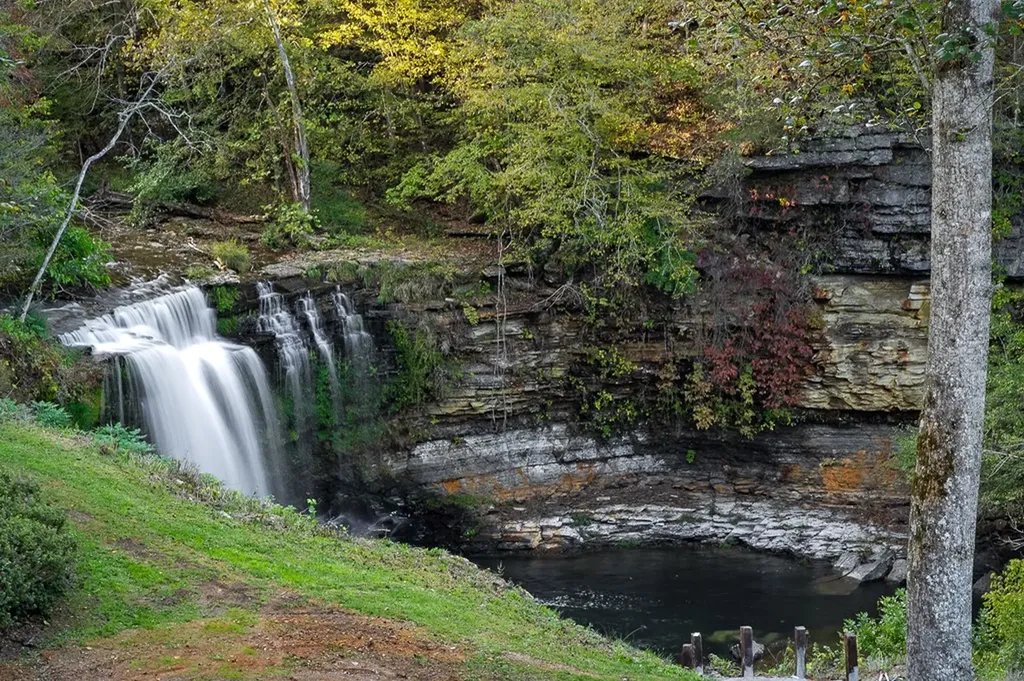 1050 Pine Creek Falls Road Smithville TN 37166