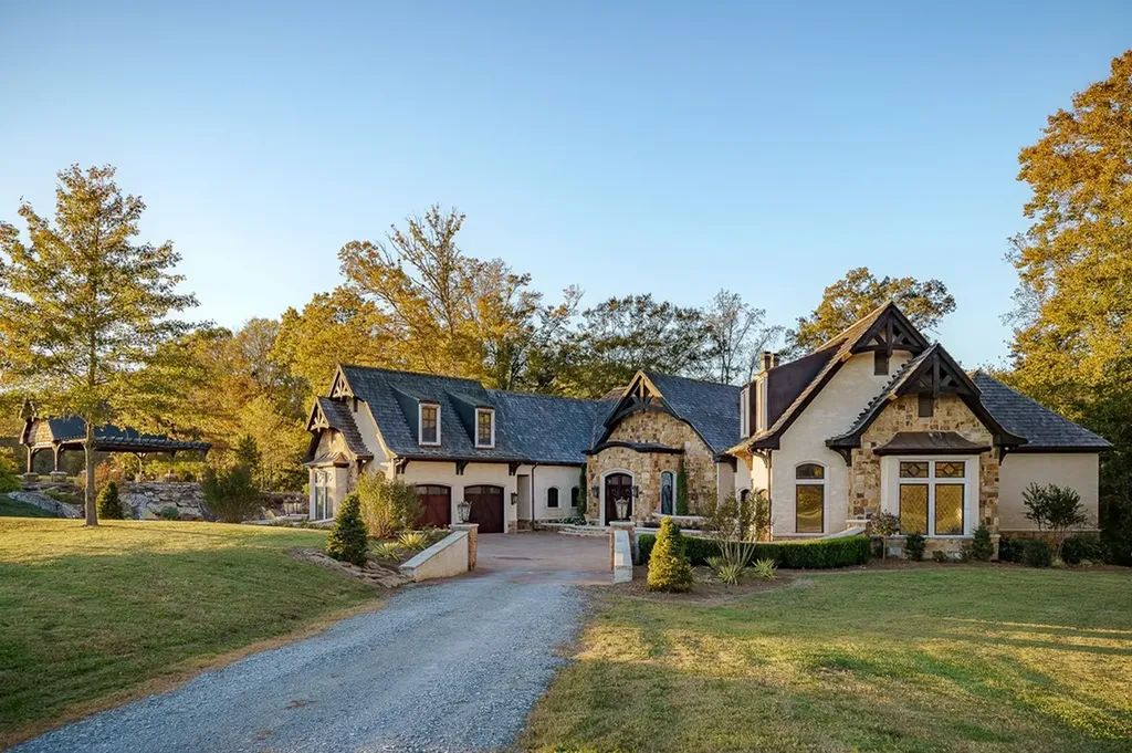 1050 Pine Creek Falls Road Smithville TN 37166