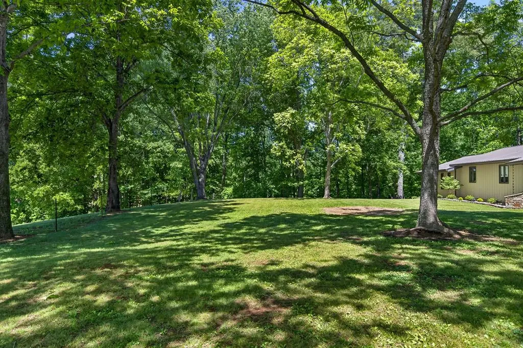 143 W Griffintown Road Sparta TN 38583