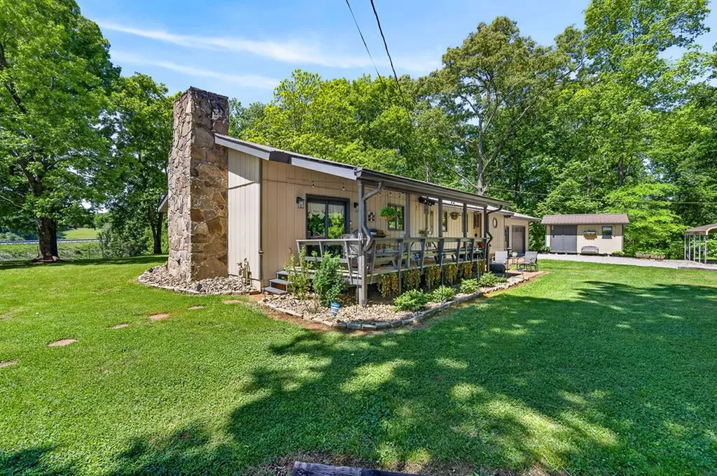 143 W Griffintown Road Sparta TN 38583