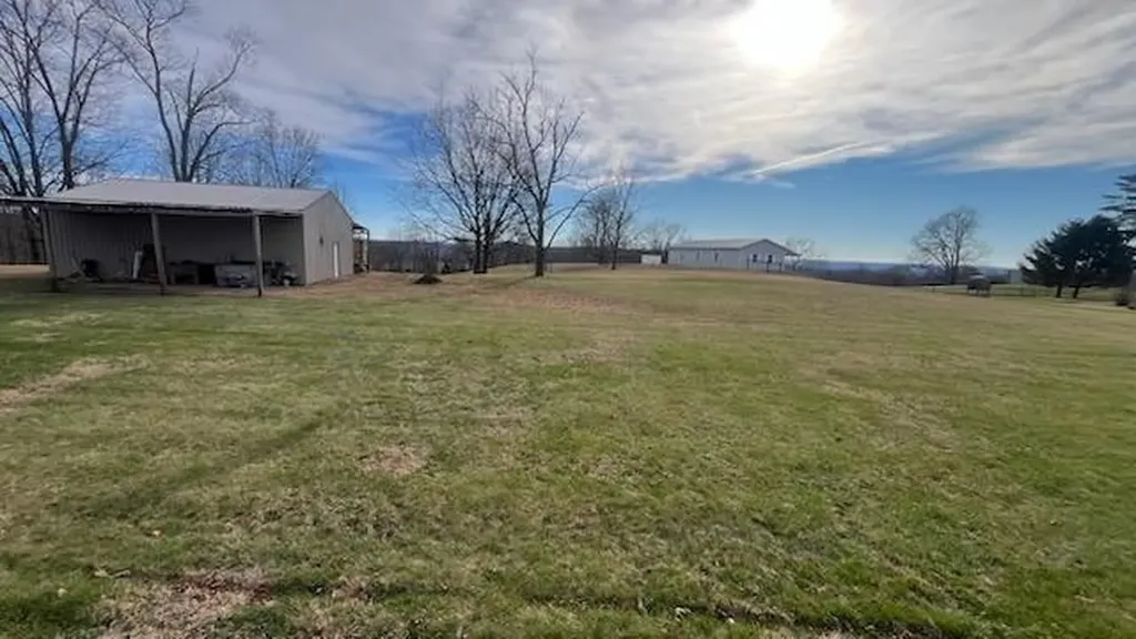 1570 Verna Qualls Road Sparta TN 38583