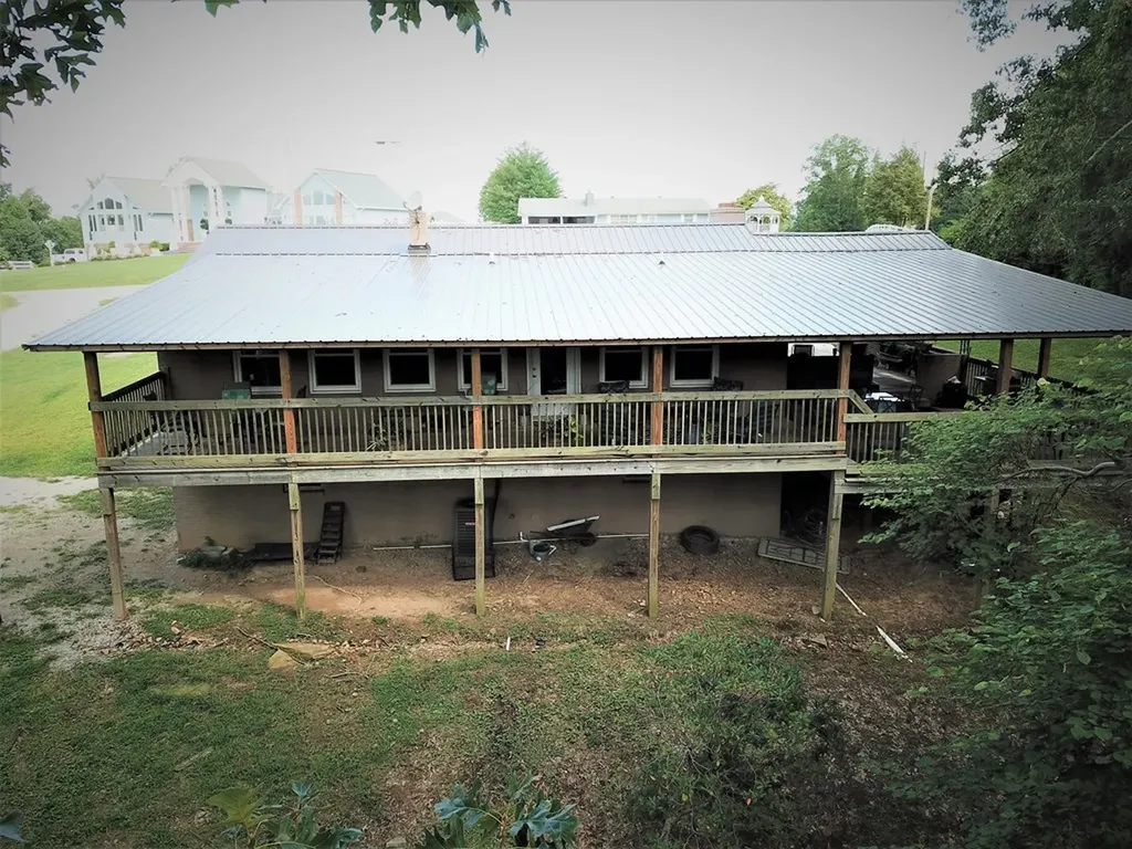 1570 Verna Qualls Road Sparta TN 38583
