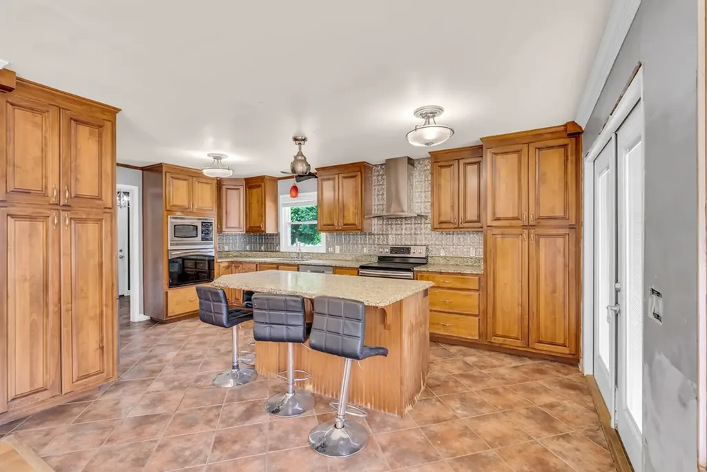 1631 Doris Drive Cookeville TN 38501