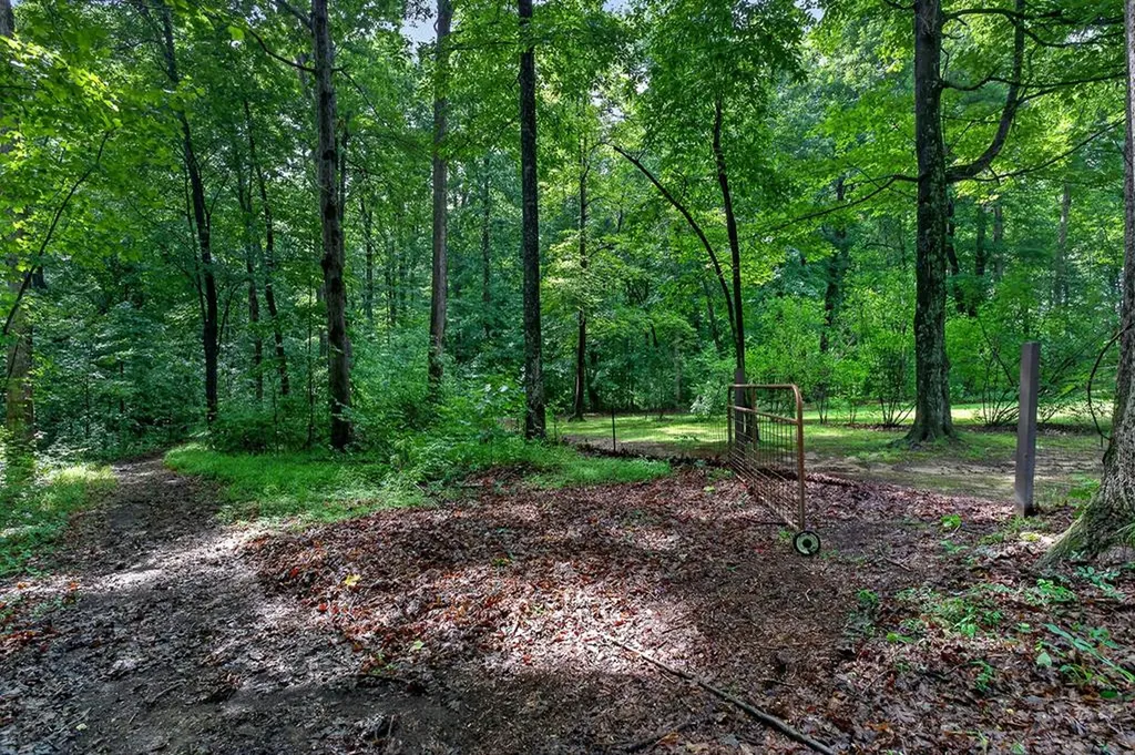 2025 Old Bon Air Road Sparta TN 38583