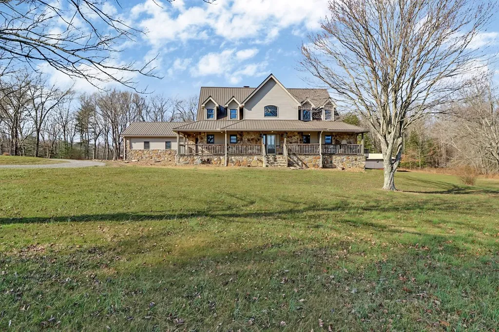 815 York Road Crossville TN 38555