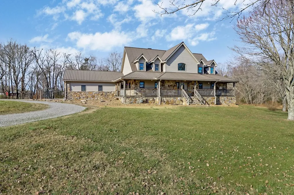 815 York Road Crossville TN 38555