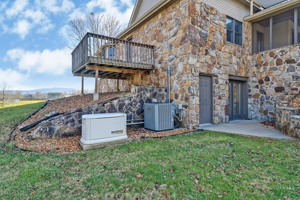 815 York Road Crossville TN 38555
