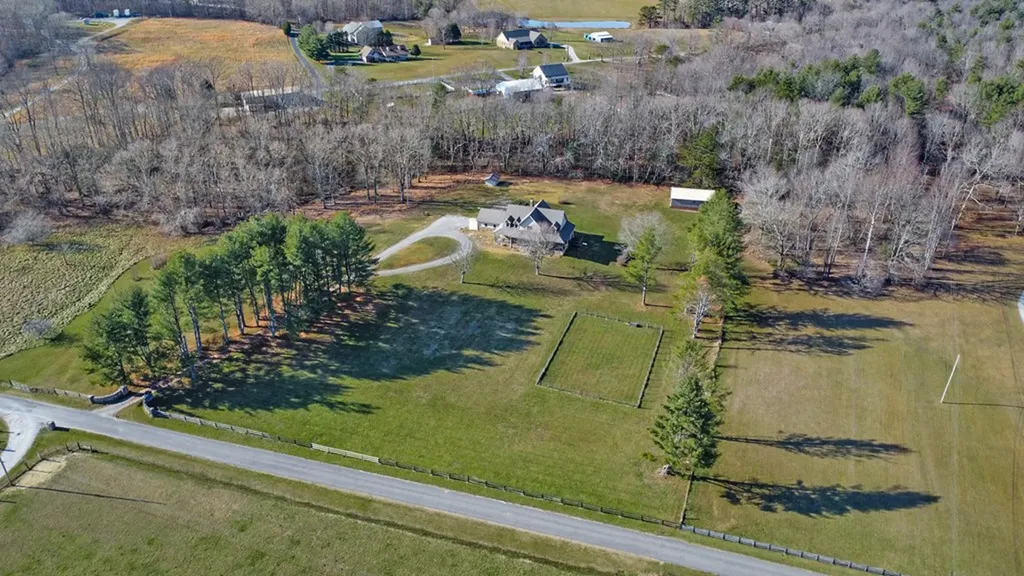 815 York Road Crossville TN 38555