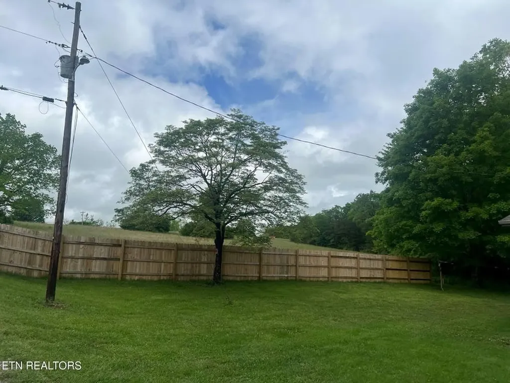 798 Lawson Road Crossville TN 38571