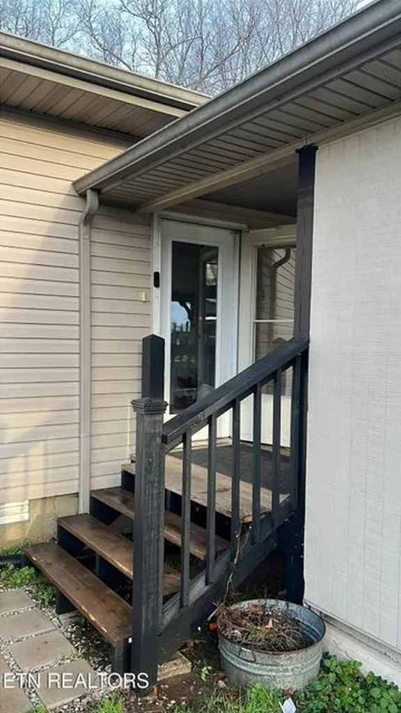 798 Lawson Road Crossville TN 38571