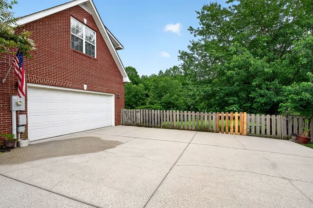 3440 Plantation Drive Cookeville TN 38506