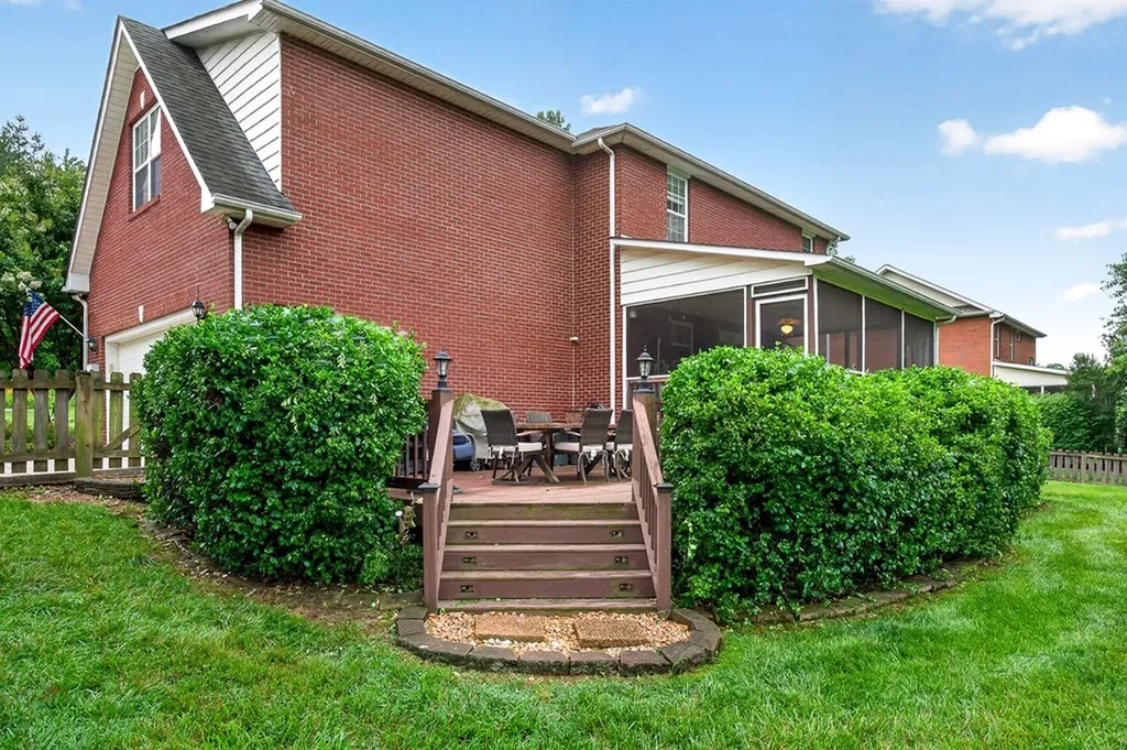 3440 Plantation Drive Cookeville TN 38506