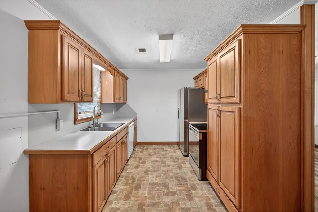 400 Anderson Lane Gainesboro TN 38562