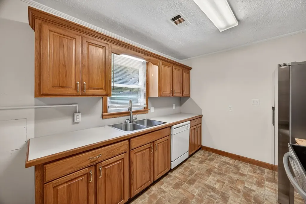400 Anderson Lane Gainesboro TN 38562