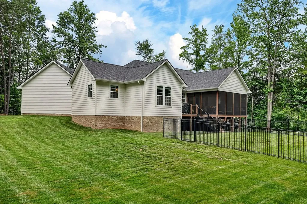 5012 Curtis Way Cookeville TN 38506