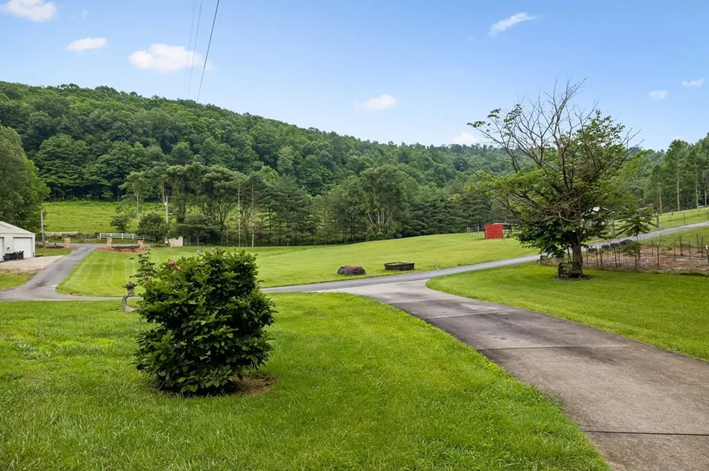 2510 Chimney Springs Road Cookeville TN 38506