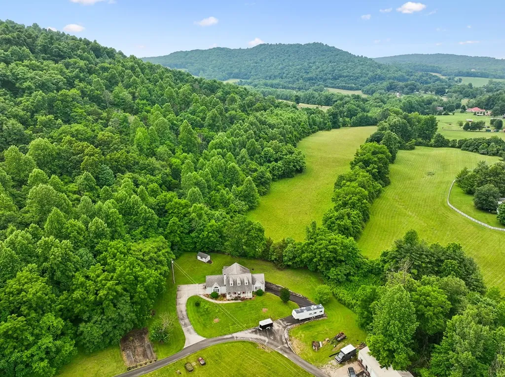 2510 Chimney Springs Road Cookeville TN 38506