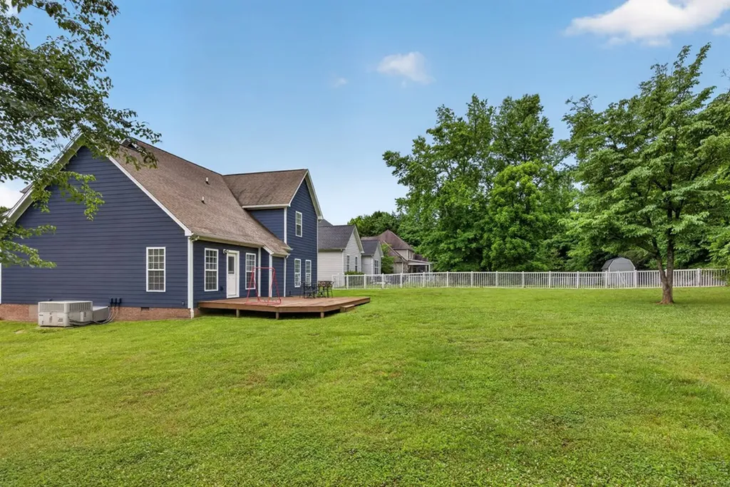 4950 Curtis Drive Cookeville TN 38506