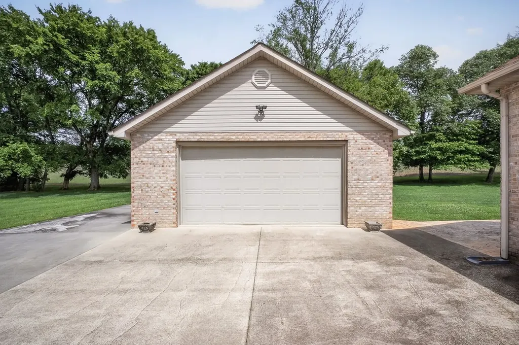 492 Nob Hill Drive Sparta TN 38583