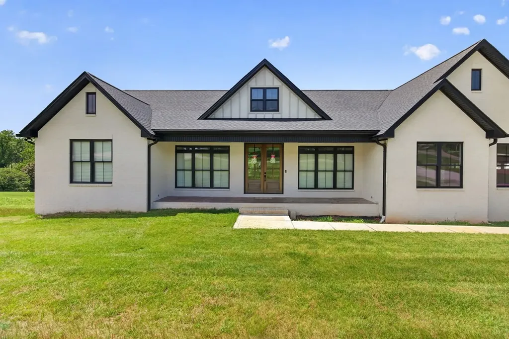 4413 Twin Creek Drive Cookeville TN 38506