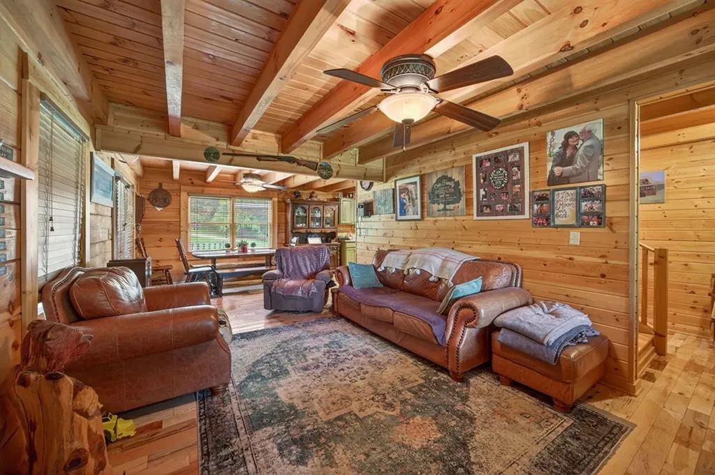 8029 Brimstone Creek Road Whitleyville TN 38588