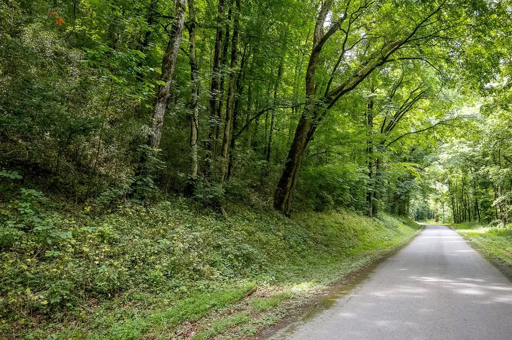 00 Spring Creek Road Cookeville TN 38501